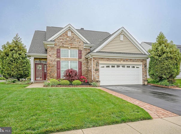 11 SPRINGFIELD AVENUE, BERLIN, NJ 08009