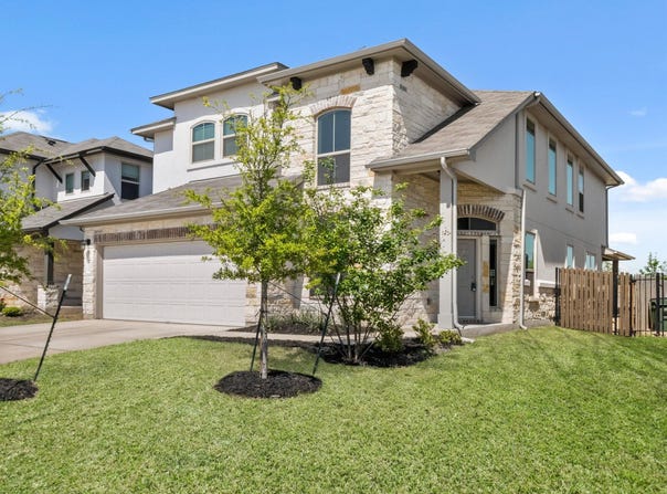 121 Audie Murphy DR, Leander, TX 78641