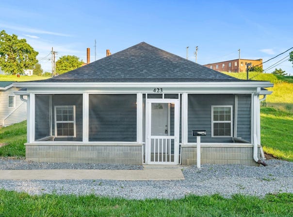 423 Perryville Street, Harrodsburg, KY 40330
