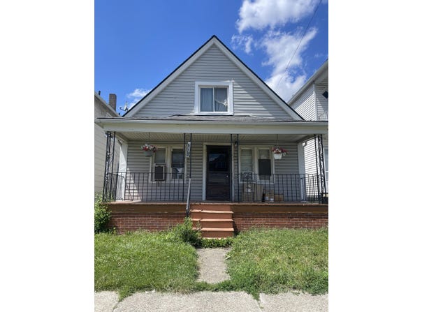 2971 Roosevelt Street, Hamtramck, MI 48212