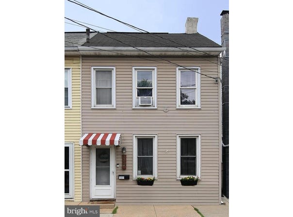 533 E WEIDMAN STREET, LEBANON, PA 17046