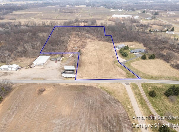9350 Peach Ridge Avenue NW, Sparta, MI 49345