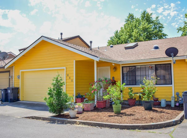 640 Golden Lane, Medford, OR 97504