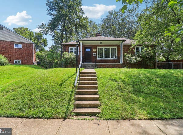 10215 HAYWOOD DRIVE, SILVER SPRING, MD 20902