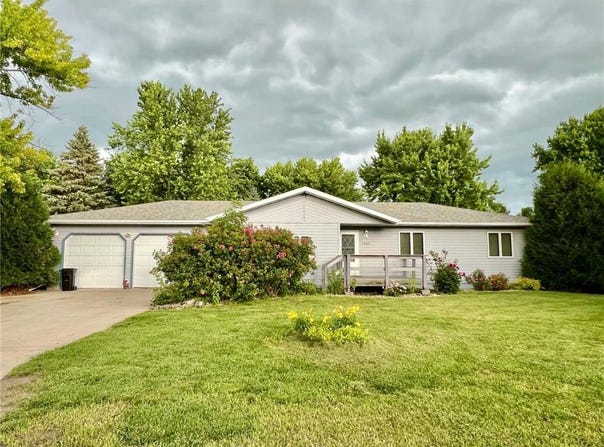 1002 6th Avenue N, Wheaton, MN 56296