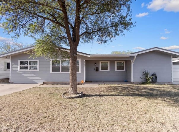 3721 Crestview Dr, Odessa, TX 79762
