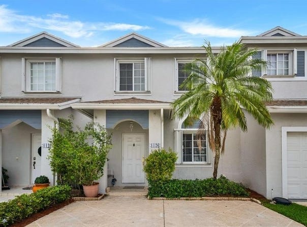 1126 SW 44th Ave, Deerfield Beach, FL 33442