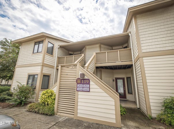119 Longstreet Drive, Wilmington, NC 28412