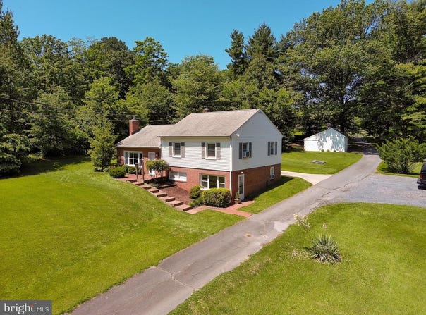 6811 S CLIFTON RD, FREDERICK, MD 21703