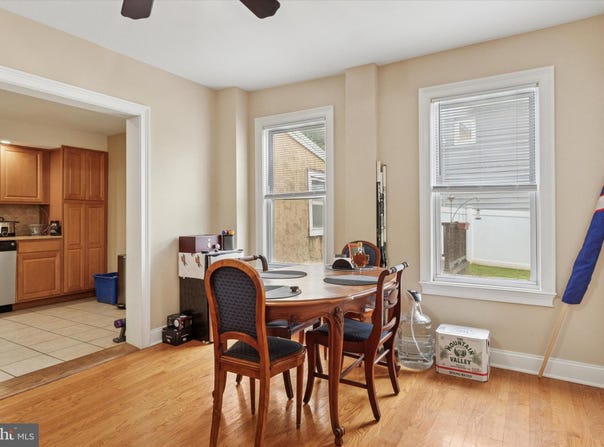 628 FORD STREET, CONSHOHOCKEN, PA 19428