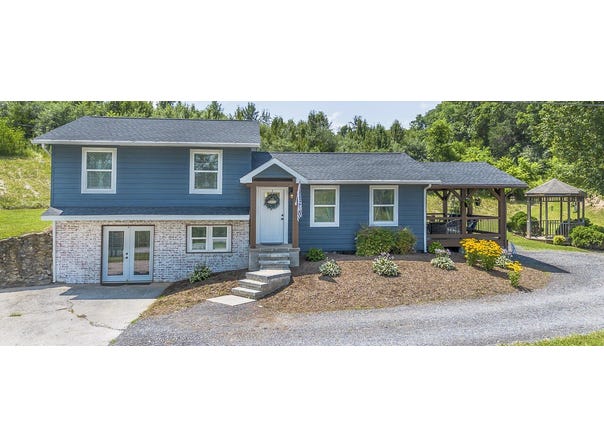 1645 North Lee Highway, Lexington, VA 24450