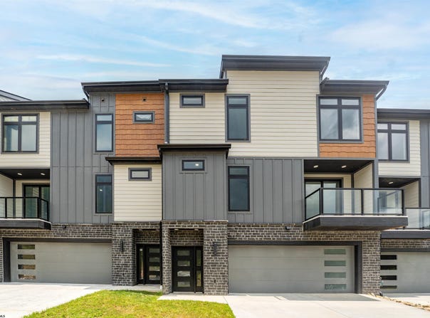 104 Tivoli Garden Drive, Morgantown, WV 26508