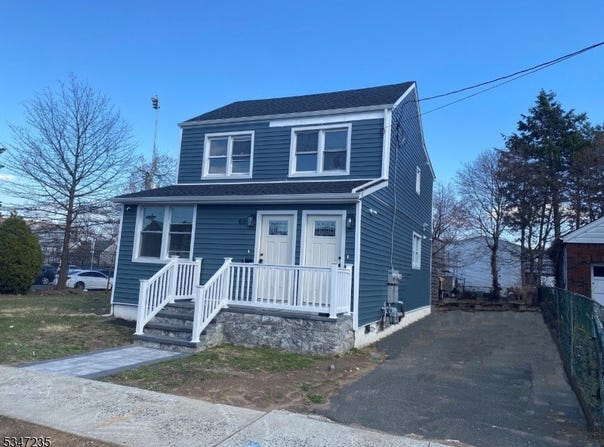 60 Laurel St, Paterson City, NJ 07522-1171