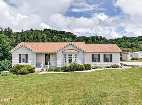 3099 Highway 68, Crossville, TN 38555