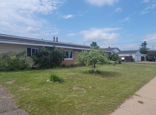 113 Albatross, Gwinn, MI 49841
