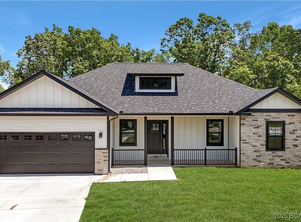 3164 Cross Creek Drive, Camdenton, MO 65020