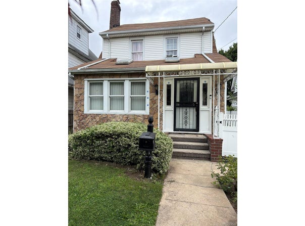 20905 Hollis Avenue, Queens Village, NY 11429