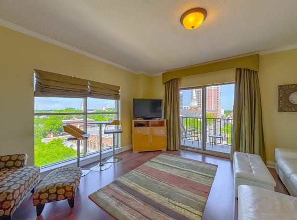 215 W College Avenue unit: 714, Tallahassee, FL 32301
