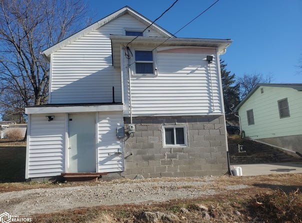 1505 grove Avenue, Corning, IA 50841
