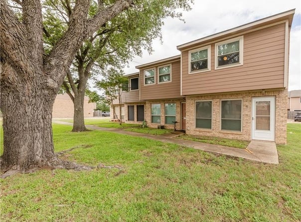 2807 Wildflower Drive, Bryan, TX 77802