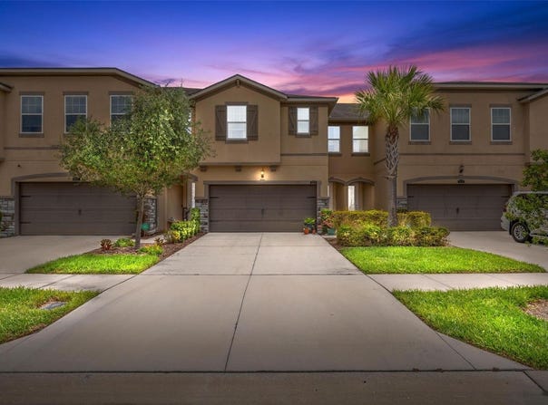10230 NEWEL VALLEY LOOP, RIVERVIEW, FL 33569