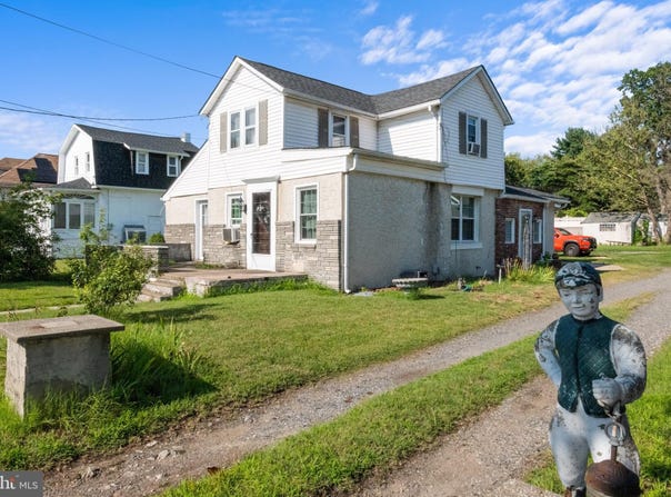 1313 RED BANK AVENUE, WEST DEPTFORD, NJ 08086