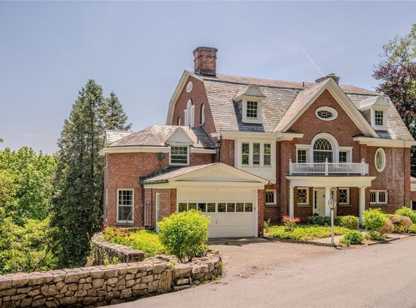 74 Tower Hill Loop, Tuxedo Park, NY 10987