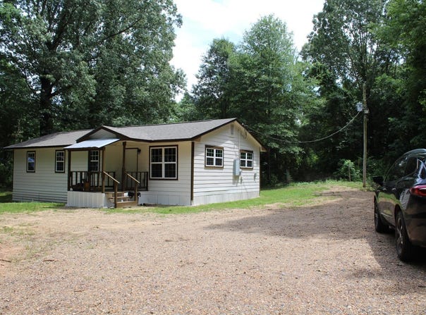 150 Frost Lane, Nashville, AR 71852-9999
