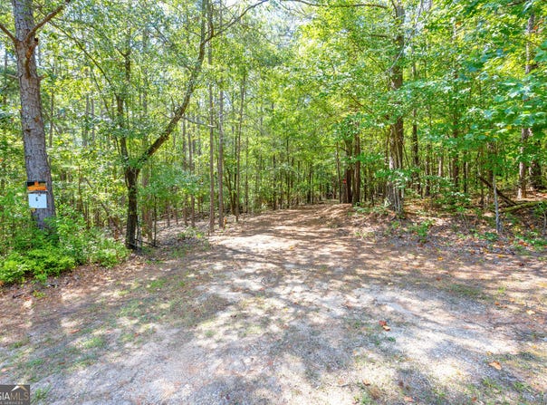 Winding Way lot: G, Hartwell, GA 30643