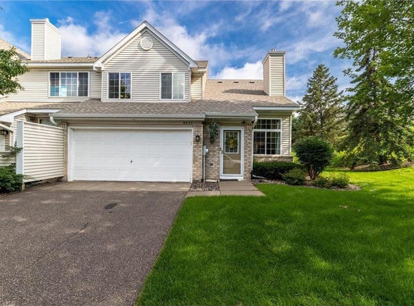 9257 Troon Court, Woodbury, MN 55125