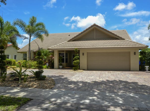 2541 NW 39th Street, Boca Raton, FL 33434