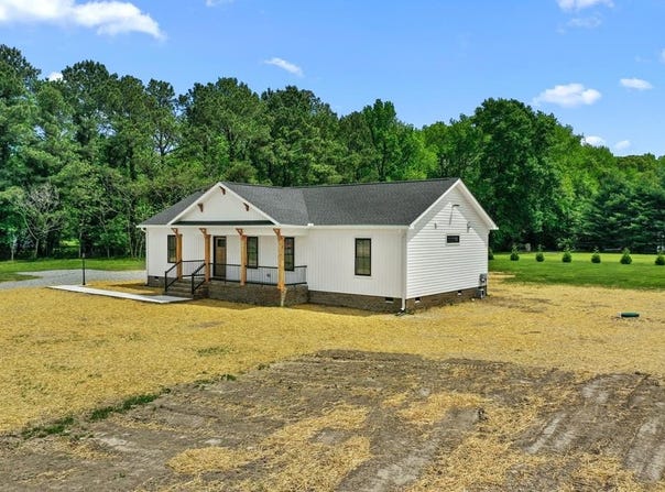 2976 Newmans Neck Road, Heathsville, VA 22473