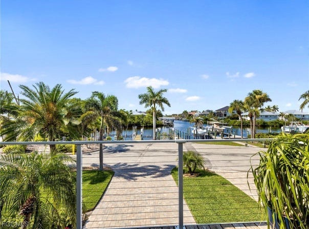 12176 Siesta Drive, Fort Myers Beach, FL 33931