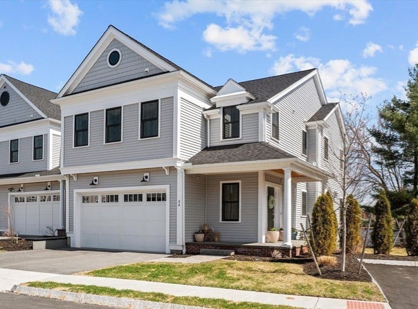 34 Cutter Lane, Amesbury, MA 01913