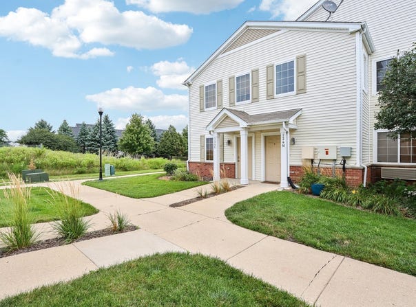 124 Bertram Drive, Yorkville, IL 60560