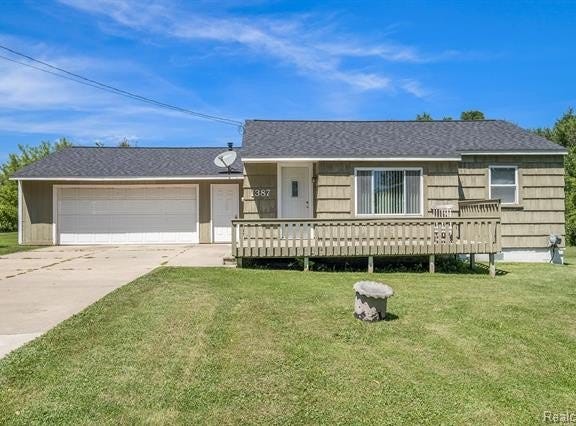 1387 E Grand Blanc Road, Grand Blanc, MI 48439