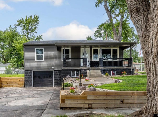7332 Frederick Avenue, La Vista, NE 68128