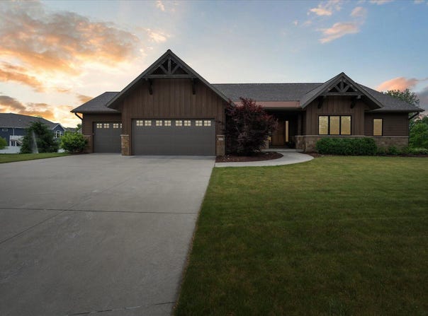 3635 Stanwood Drive, Dewitt, MI 48820