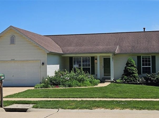 1048 Big Sky Drive, Fenton, MO 63026