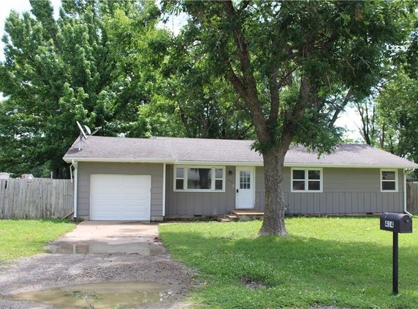 414 N Logan Street, Girard, KS 66743