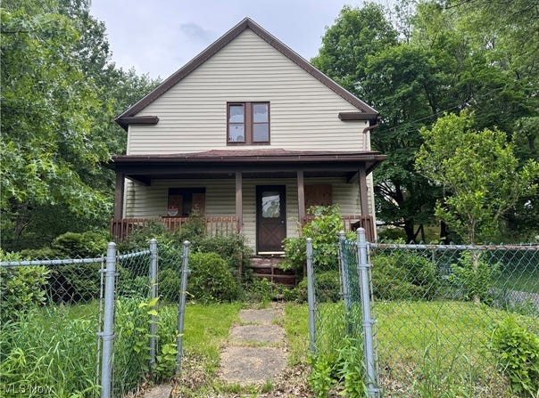 833 Sherman Street, Akron, OH 44311
