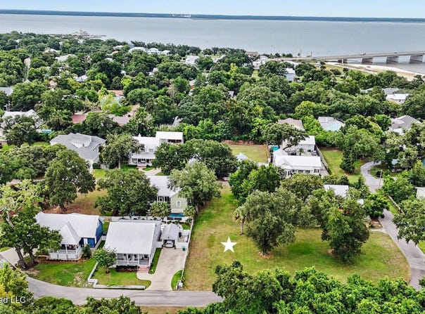 Cedar Lane, Bay Saint Louis, MS 39520