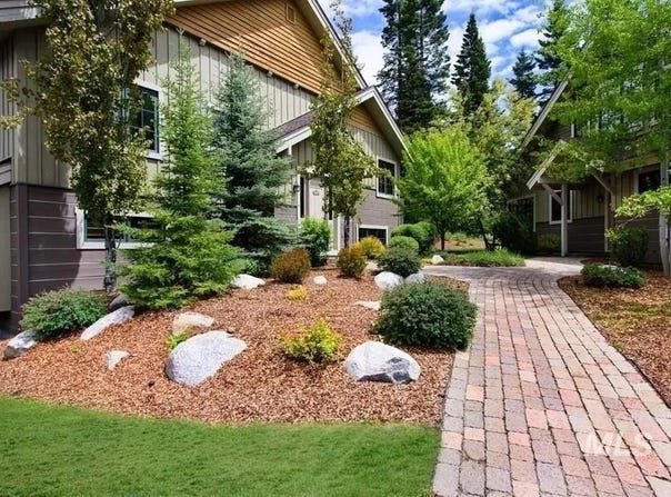 1319 Hearthstone Ct, McCall, ID 83638