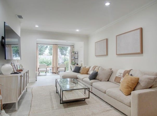 6744 Via Regina, Boca Raton, FL 33433