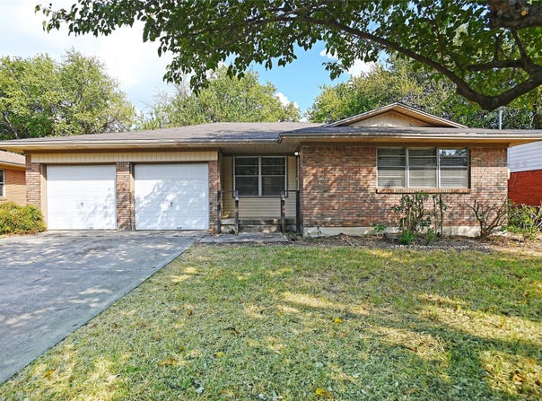 3208 Avon Drive, Denton, TX 76209