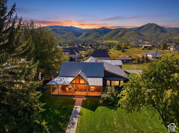 585 N CENTER St, Midway, UT 84049