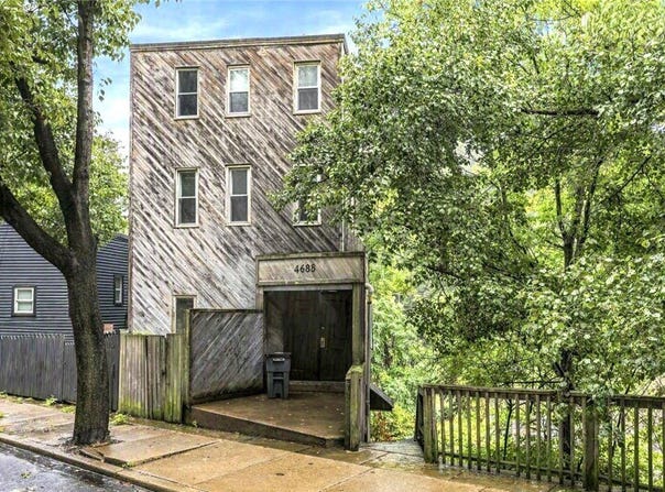 1685 Perrysville Ave, Central North Side, PA 15212