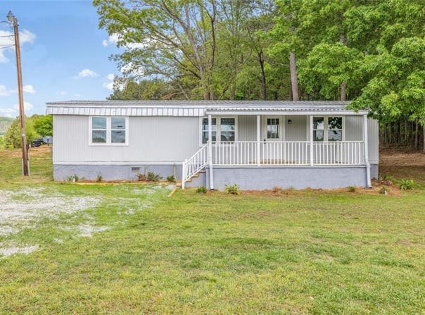 8490 Belton Bridge Road, Lula, GA 30554