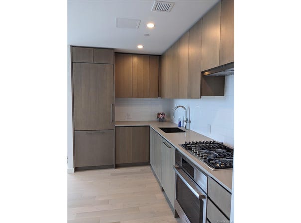 131-02A 40th Road, Flushing, NY 11354