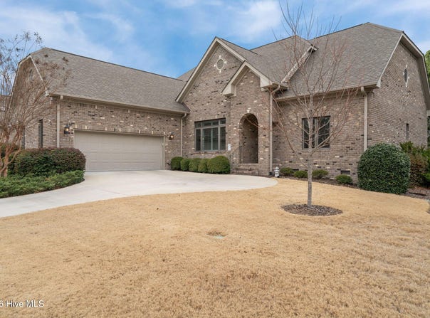 4 Buckingham Place, Pinehurst, NC 28374